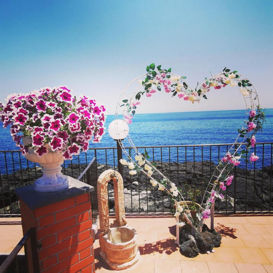 Made In Sicily Santa Tecla Bed & Breakfast Acireale Exterior photo