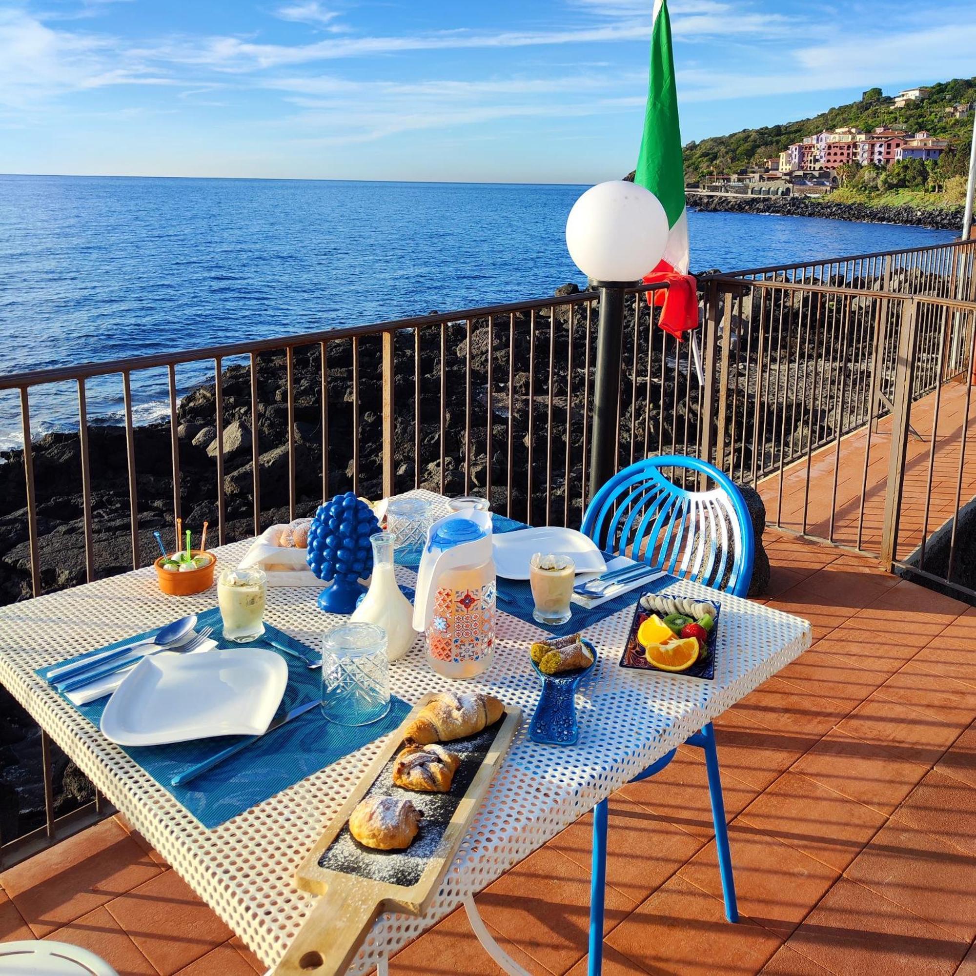 Made In Sicily Santa Tecla Bed & Breakfast Acireale Exterior photo